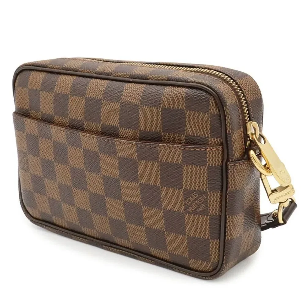 Louis Vuitton delivery duty